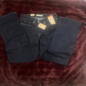 Levi’s Women’s Classic Bootcut Red Tag Size 6 W28x L30” NWT